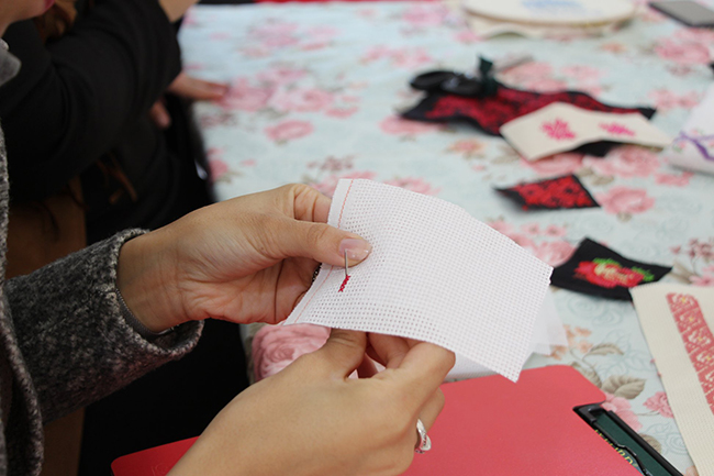 Abeer Designs Hand Embroidery Abeer Designs Hand Embroidery